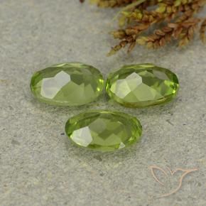 Gemme di Peridoto Verde acceso naturale da 2.91 ct, Ovale, VS