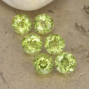 Gemme di Peridoto Verde chiaro e vivace naturale da 2.38 ct, Rotondo, VVS-VS