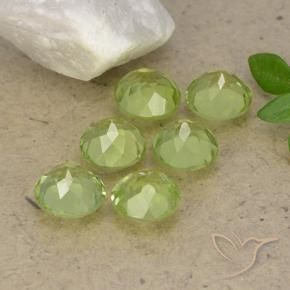Gemme di Peridoto Verde chiaro e vivace naturale da 2.51 ct, Rotondo, VVS-VS