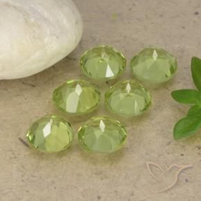 Gemme di Peridoto Verde chiaro naturale da 2.61 ct, Rotondo, VVS-VS