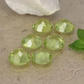 Gemme di Peridoto Verde chiaro naturale da 2.56 ct, Rotondo, VVS-VS