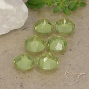 Gemme di Peridoto Verde chiaro e vivace naturale da 2.66 ct, Rotondo, VVS-VS