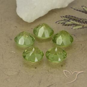 Gemme di Peridoto Verde chiaro e vivace naturale da 4.09 ct, Rotondo, VS