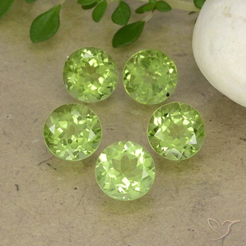 4.40ctw Naturale Verde chiaro Peridoto, Rotondo, VS