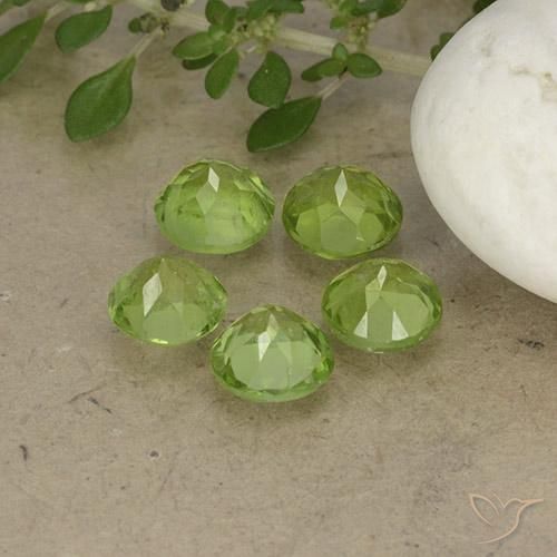 Gemme di Peridoto Verde chiaro e vivace naturale da 4.18 ct, Rotondo, VS