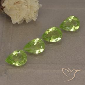 Gemme di Peridoto Verde chiaro e vivace naturale da 2.61 ct, Forma a pera, VVS-VS