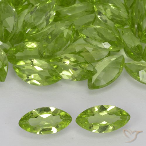 0.36ct Naturale Verde acceso Peridoto, Taglio marquise, VVS-VS
