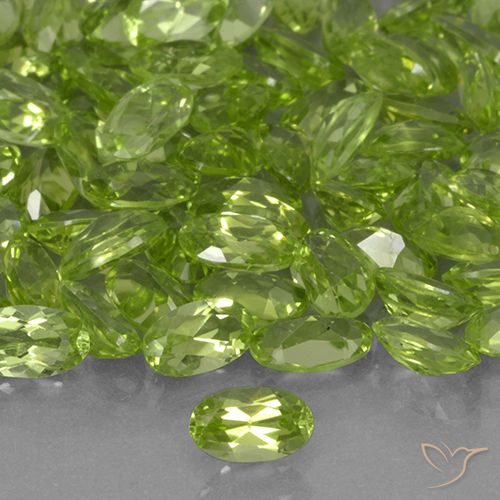 0.24ct Naturale Verde acceso Peridoto, Ovale, VVS-VS