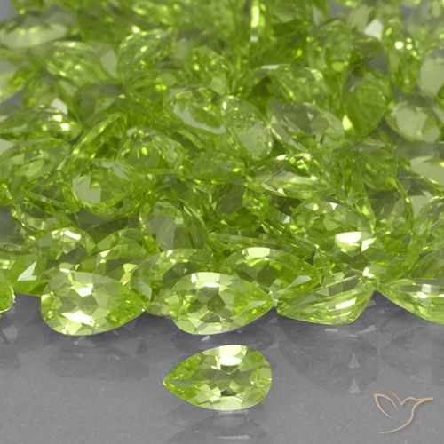0.21ct Naturale Verde medio Peridoto, Forma a pera, VVS-VS