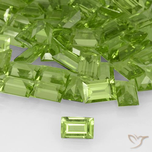 0.61ct Naturale Verde medio Peridoto, Taglio a baguette, VVS-VS