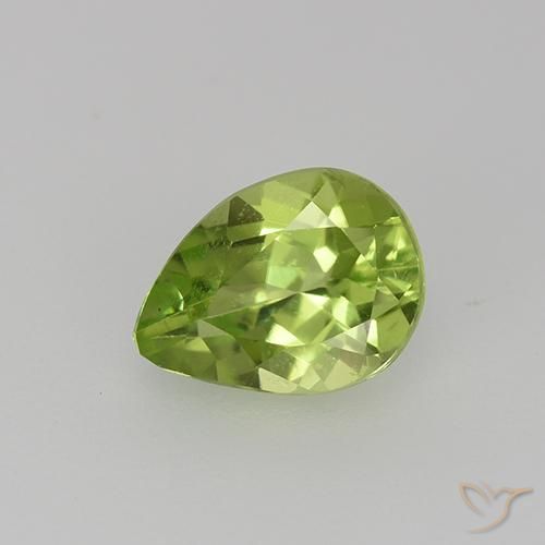 0.82ct Naturale Verde medio Peridoto, Forma a pera, VS