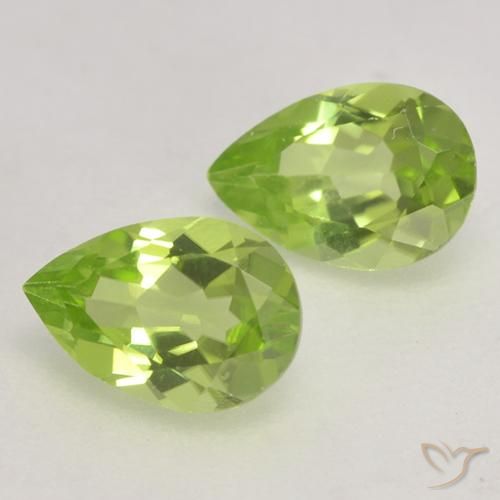 Gemme di Peridoto Verde medio naturale da 0.87 ct, Forma a pera, VVS-VS