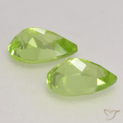 Gemme di Peridoto Verde chiaro e vivace naturale da 0.89 ct, Forma a pera, VVS-VS