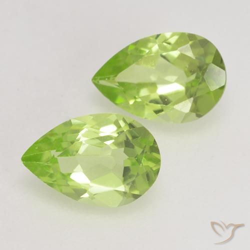 Gemme di Peridoto Verde chiaro e vivace naturale da 0.86 ct, Forma a pera, VVS-VS
