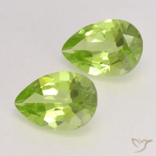 Gemme di Peridoto Verde medio naturale da 0.84 ct, Forma a pera, VVS-VS