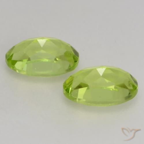Gemme di Peridoto Verde acceso naturale da 1.13 ct, Ovale, VS