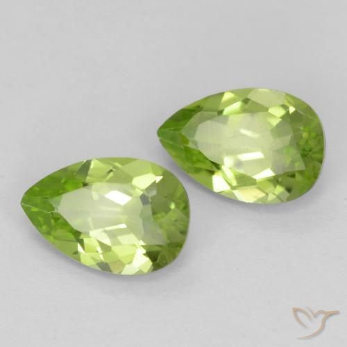 Gemme di Peridoto Verde chiaro e vivace naturale da 0.86 ct, Forma a pera, VVS-VS