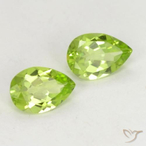 Gemme di Peridoto Verde chiaro e vivace naturale da 0.88 ct, Forma a pera, VVS-VS