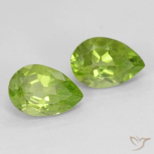 Gemme di Peridoto Verde chiaro e vivace naturale da 0.98 ct, Forma a pera, VVS-VS