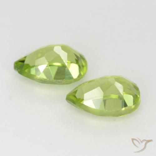 Gemme di Peridoto Verde chiaro e vivace naturale da 1.03 ct, Forma a pera, VVS-VS