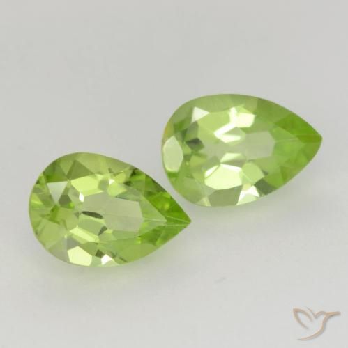 Gemme di Peridoto Verde chiaro e vivace naturale da 0.75 ct, Forma a pera, VVS-VS