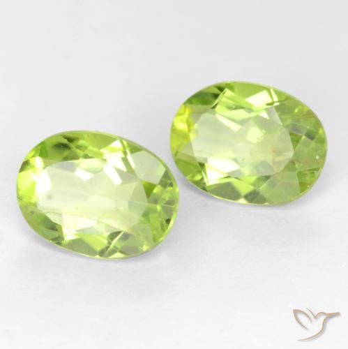 Gemme di Peridoto Verde chiaro e vivace naturale da 2.70 ct, Ovale, SI