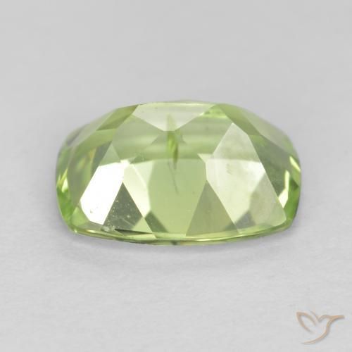 Peridoto Verde chiaro e vivace naturale da 1.41 ct, Cuscino, VS