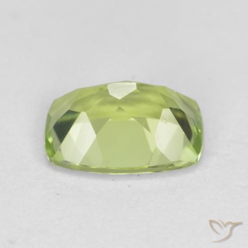 Peridoto Verde medio naturale da 1.31 ct, Cuscino, VVS-VS