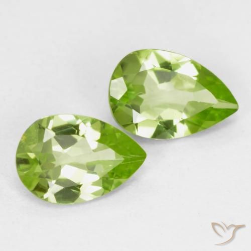 Gemme di Peridoto Verde chiaro e vivace naturale da 0.76 ct, Forma a pera, VVS-VS