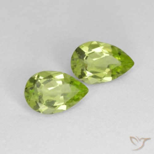 Gemme di Peridoto Verde medio naturale da 0.83 ct, Forma a pera, VVS-VS