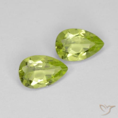 Gemme di Peridoto Verde medio naturale da 0.86 ct, Forma a pera, VVS-VS