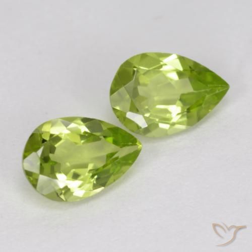 Gemme di Peridoto Verde medio naturale da 0.85 ct, Forma a pera, VVS-VS
