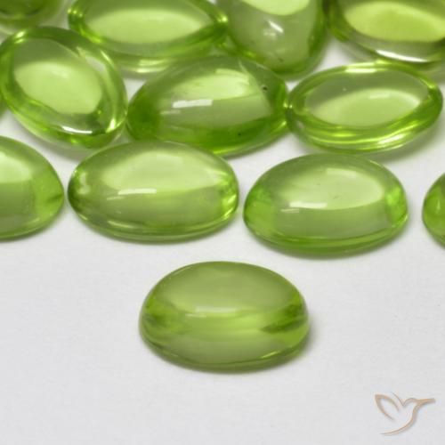 Peridoto Verde chiaro e vivace naturale da 0.52 ct, Ovale, Trasparente