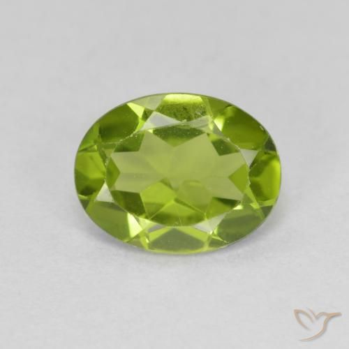 Peridoto Verde medio naturale da 1.82 ct, Taglio ovale, VS