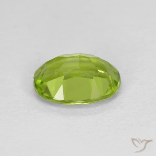 Peridoto Verde acceso naturale da 1.36 ct, Ovale, VS