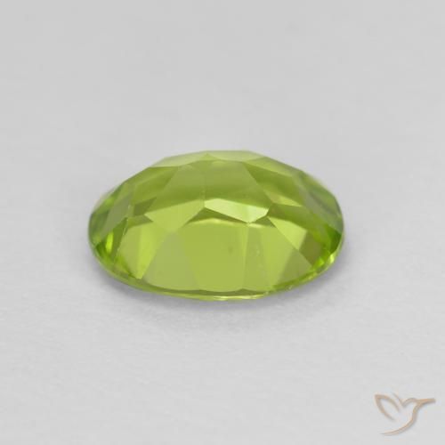 Peridoto Verde giallastro naturale da 1.35 ct, Ovale, VS