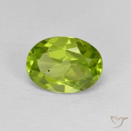 Peridoto Verde acceso naturale da 1.32 ct, Ovale, VS