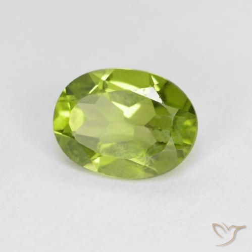 Peridoto Verde acceso naturale da 1.40 ct, Ovale, VS