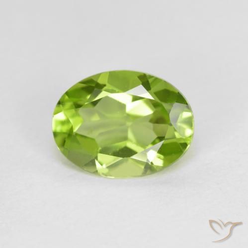 1.35ct Naturale Verde medio Peridoto, Ovale, VS