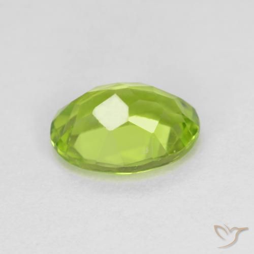 Peridoto Verde chiaro e vivace naturale da 1.45 ct, Ovale, VS