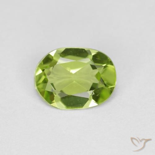 0.71ct Naturale Verde acceso Peridoto, Ovale, VS
