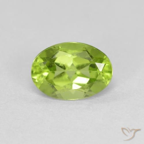 0.92ct Naturale Verde acceso Peridoto, Ovale, VS