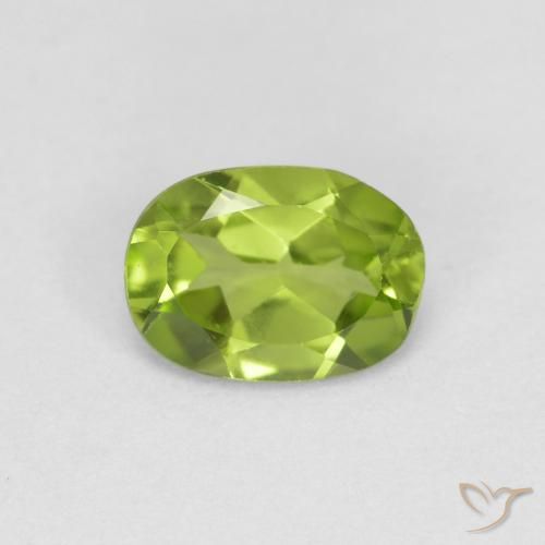 0.80ct Naturale Verde medio Peridoto, Ovale, VS