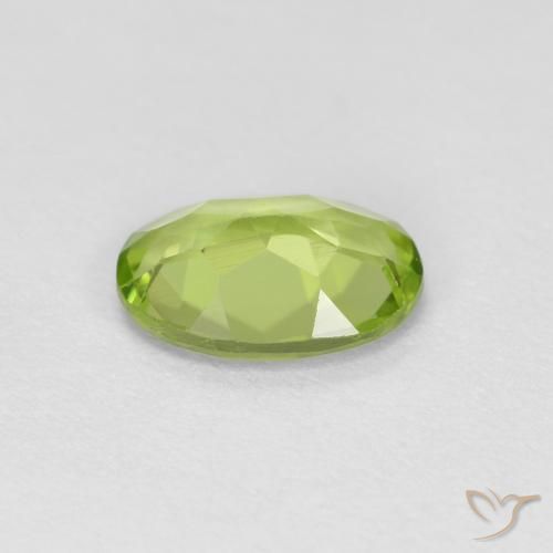 Peridoto Verde acceso naturale da 0.75 ct, Ovale, VS