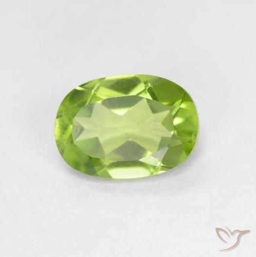 Peridoto Verde acceso naturale da 0.89 ct, Ovale, VS