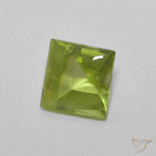 Peridoto Verde acceso naturale da 0.83 ct, Quadrato, Trasparente