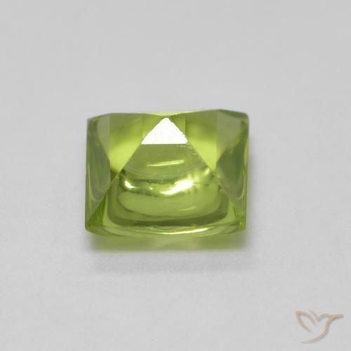 Peridoto Verde acceso naturale da 0.77 ct, Quadrato, Trasparente