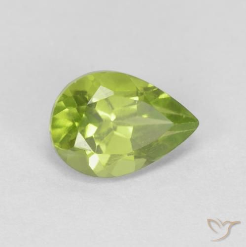 Peridoto Verde medio naturale da 0.96 ct, Forma a pera, VS