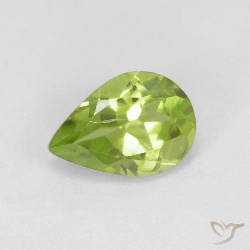 Peridoto Verde acceso naturale da 0.84 ct, Forma a pera, VS