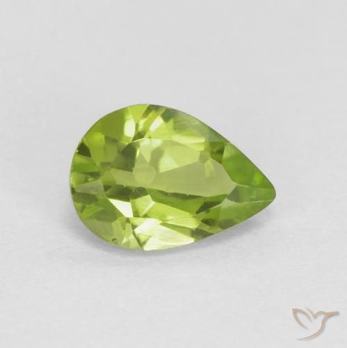 Peridoto Verde medio naturale da 0.78 ct, Forma a pera, VS
